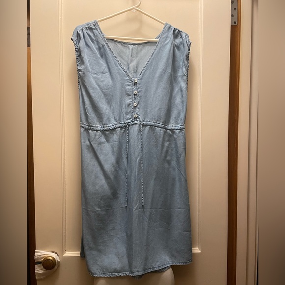 Summer dress - Picture 2 of 4